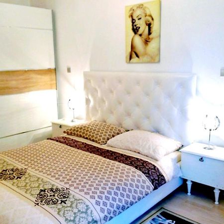 Apartment Ory Near The City Center With Free Parking Pula Exteriér fotografie