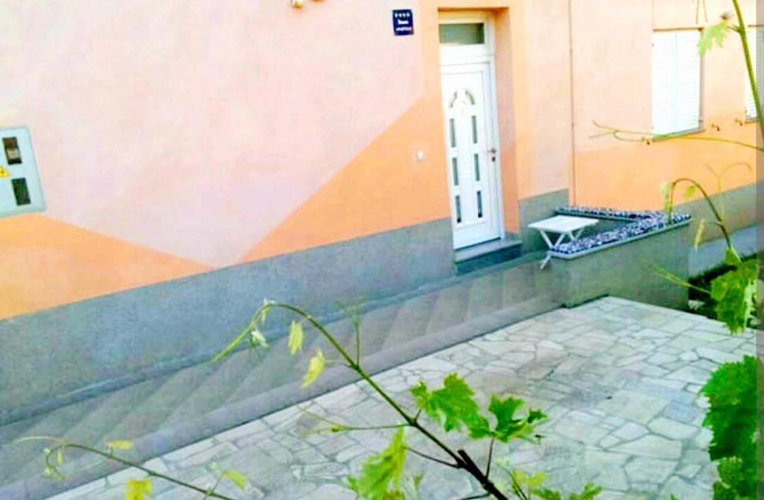 Apartment Ory Near The City Center With Free Parking Pula Exteriér fotografie